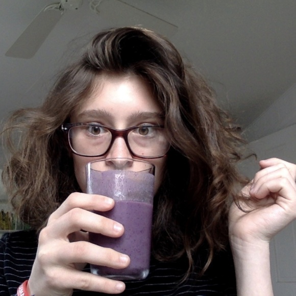 HELLO! - Picture 1 of 1